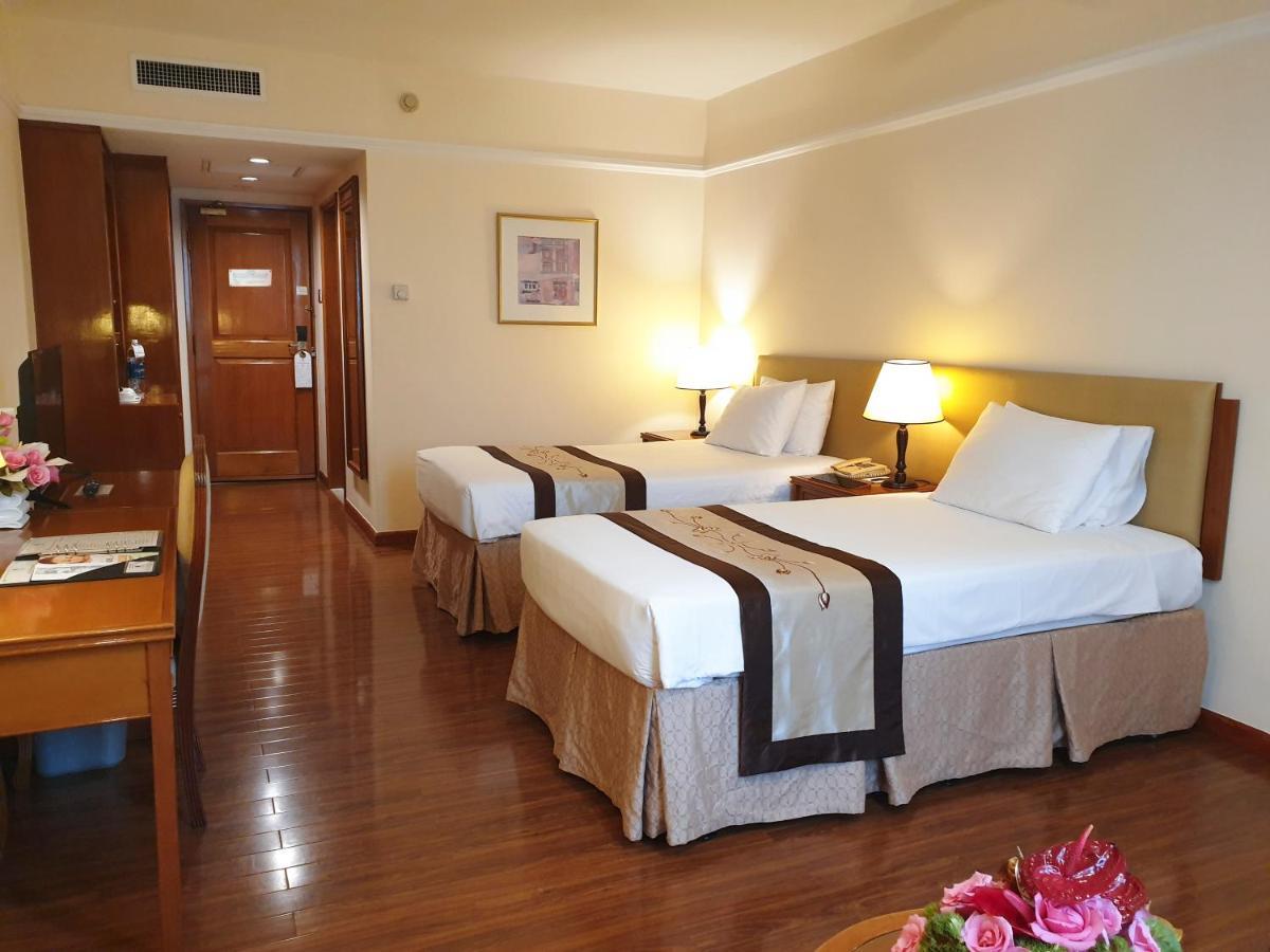 Ramana Saigon Hotel Хошимин Екстериор снимка