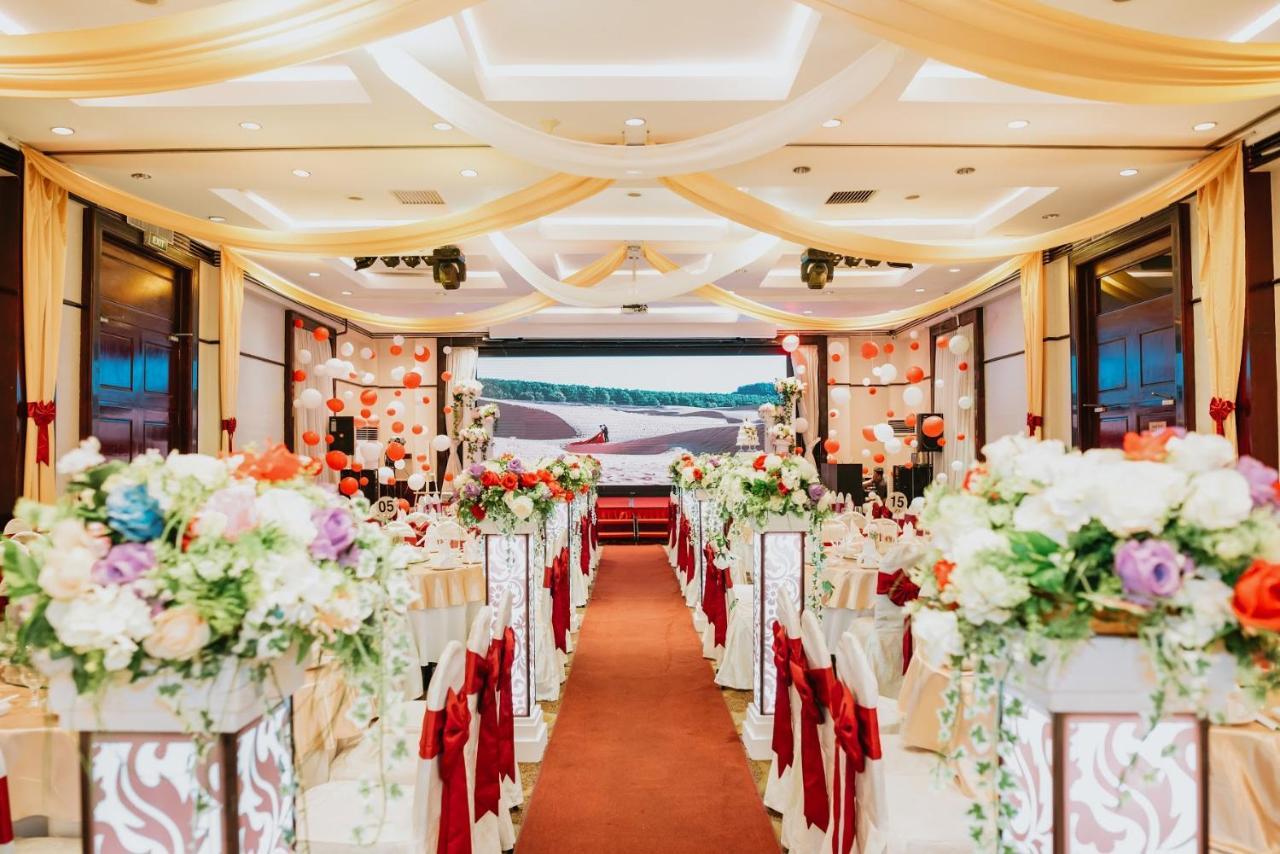 Ramana Saigon Hotel Хошимин Екстериор снимка