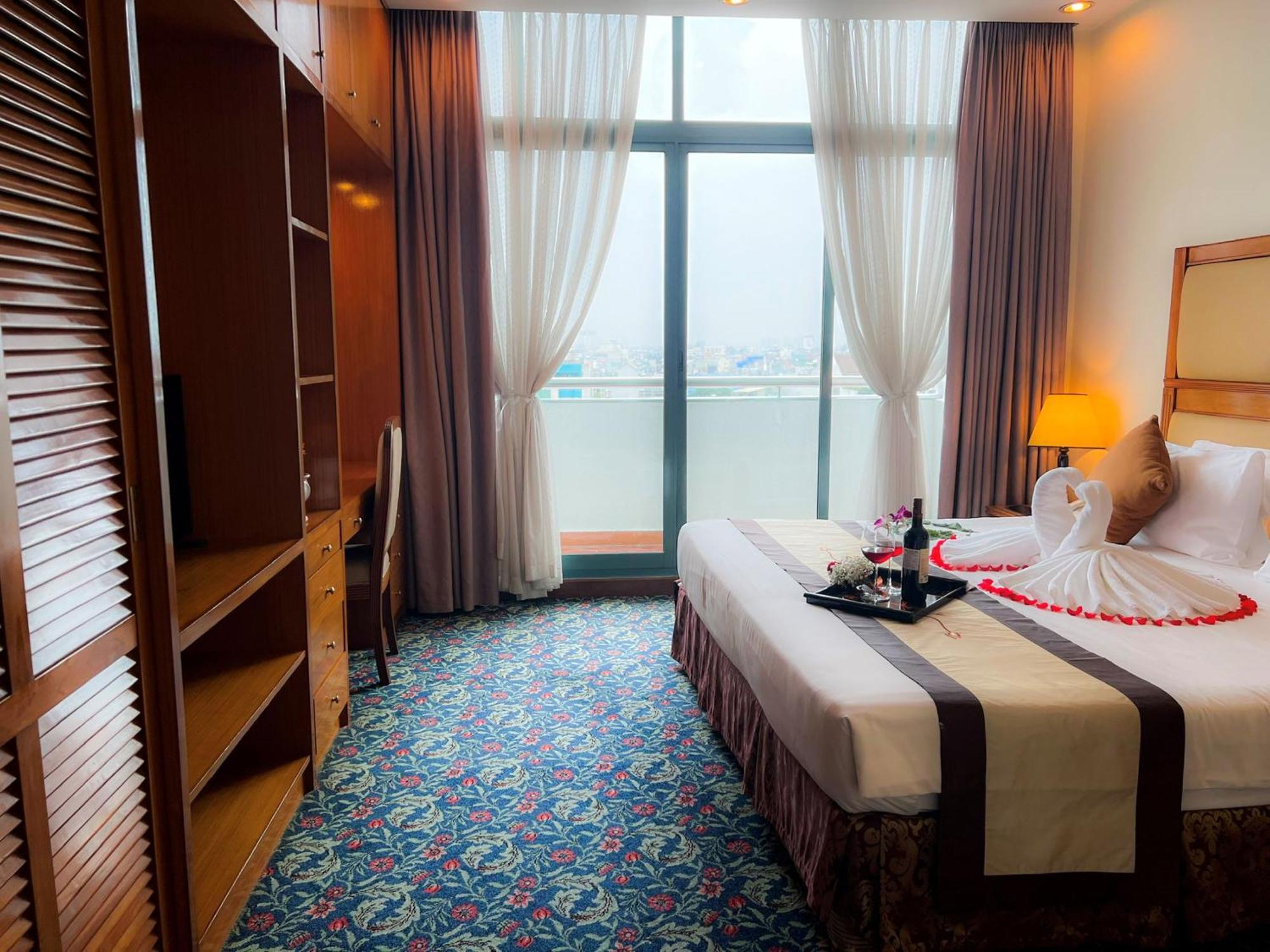 Ramana Saigon Hotel Хошимин Екстериор снимка