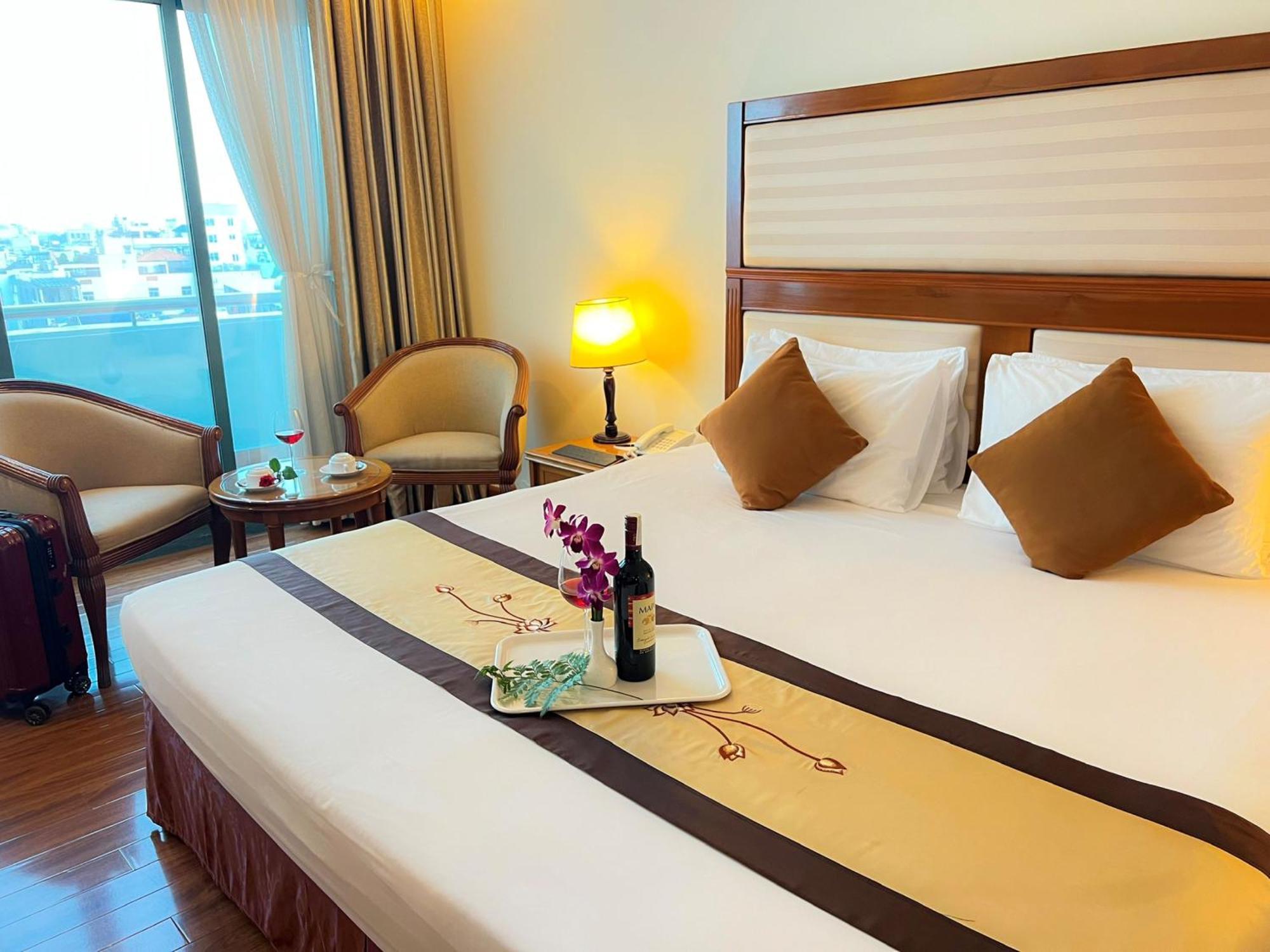 Ramana Saigon Hotel Хошимин Екстериор снимка