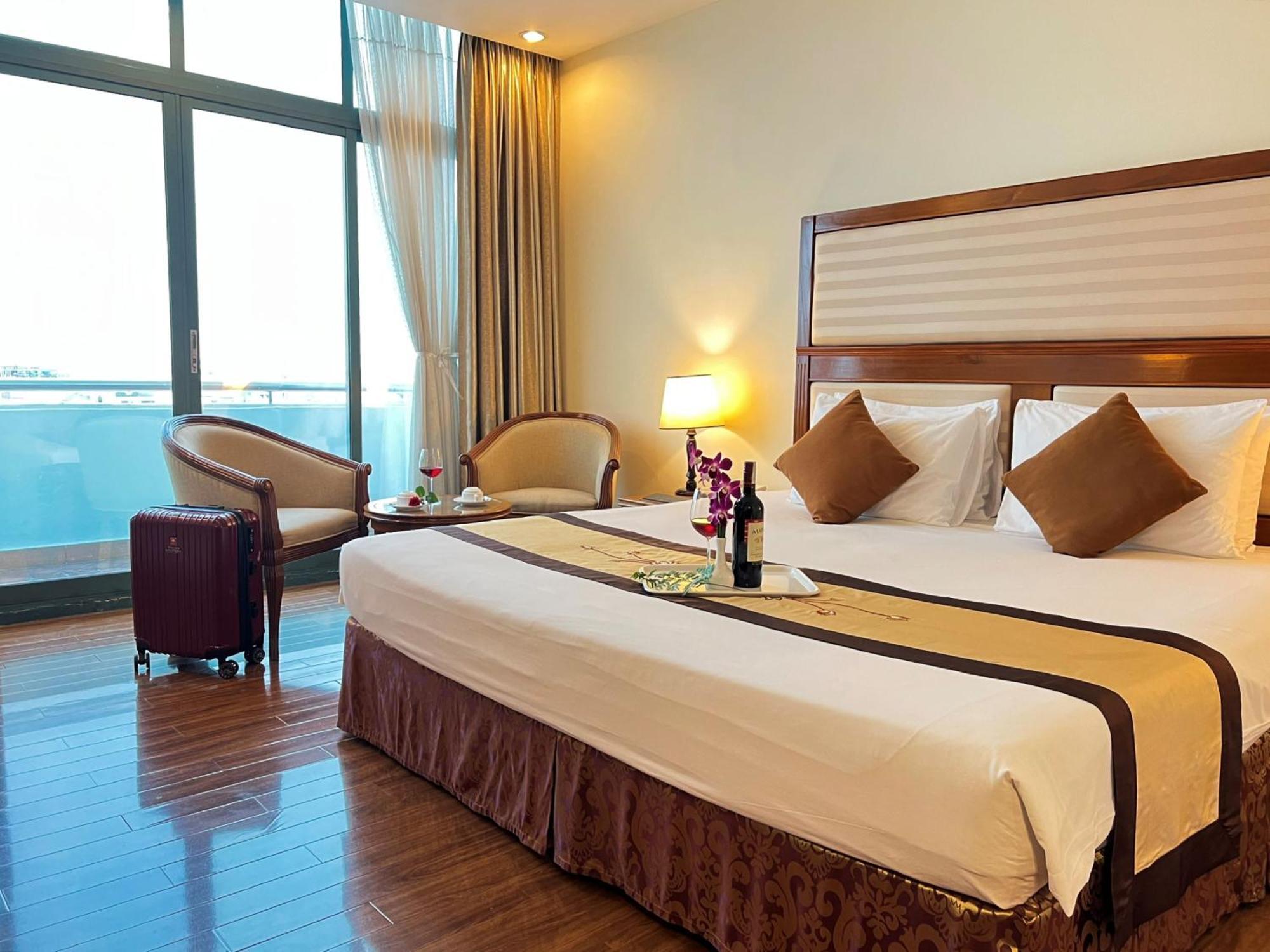 Ramana Saigon Hotel Хошимин Екстериор снимка