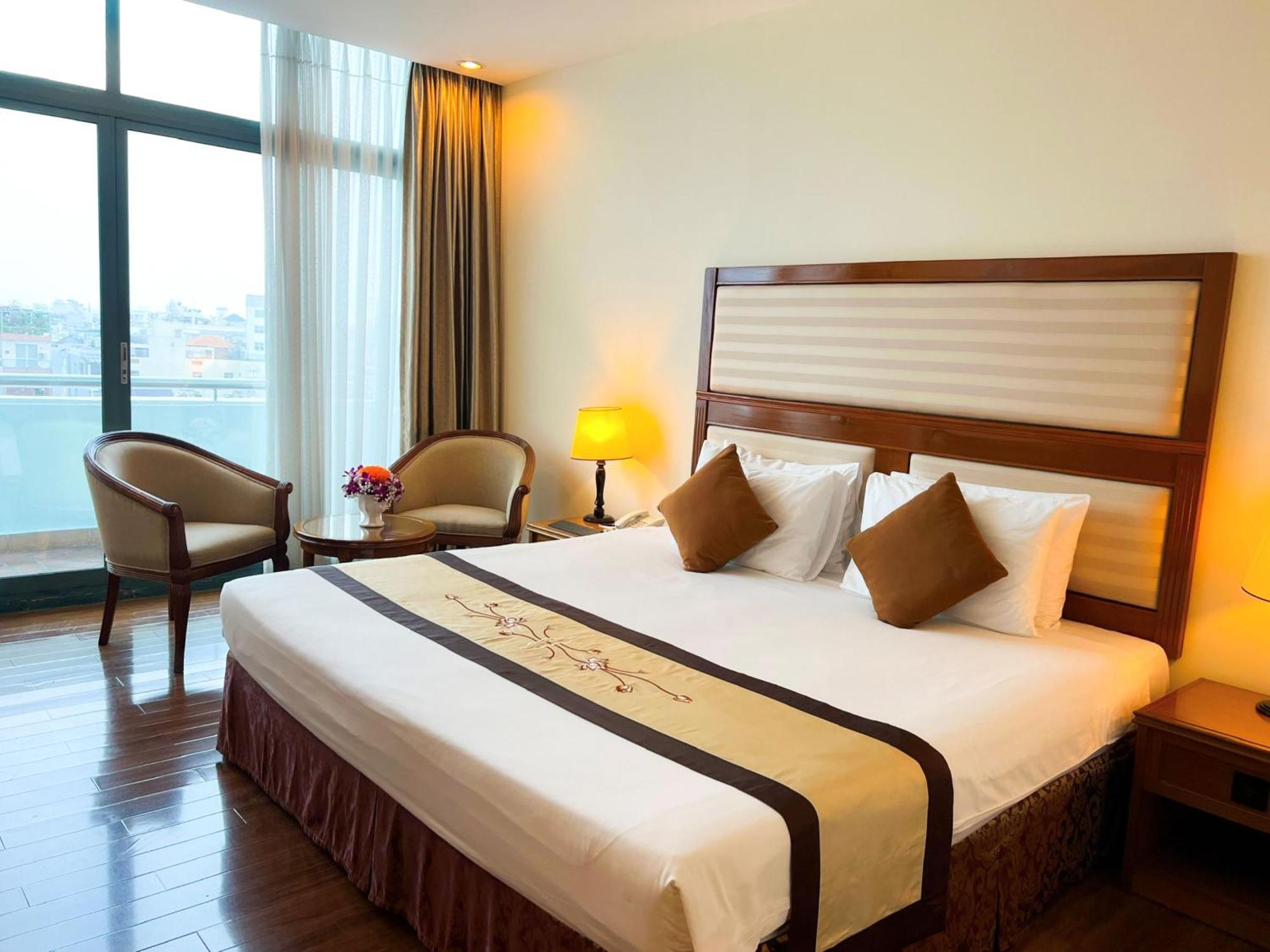 Ramana Saigon Hotel Хошимин Екстериор снимка
